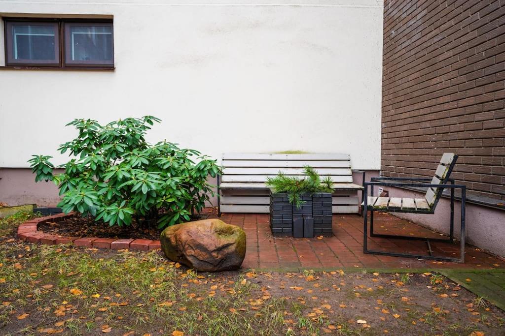 Modern Flat In Old Town Kaunas - Free Parking & Self Check-In Exterior photo